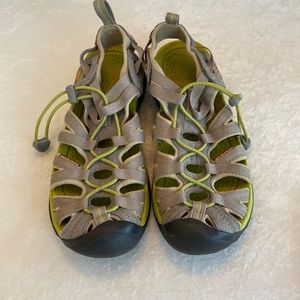 KEEN WHISPER WATERPROOF SANDLES SZ 7